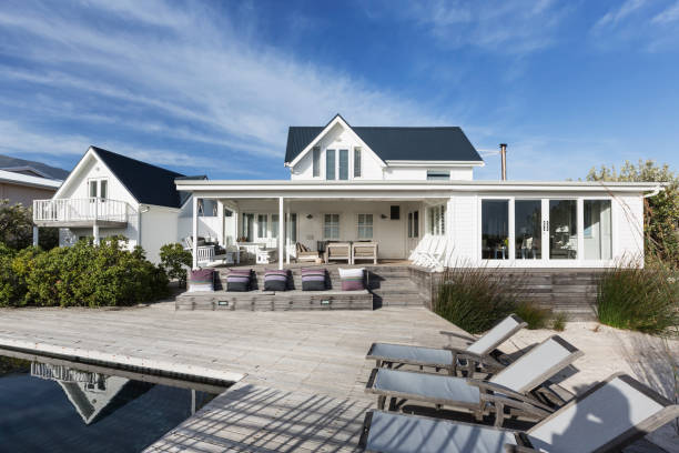 How to Balance Neutrals and Blues Perfectly